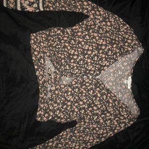 AE Floral Tie Crop Top
